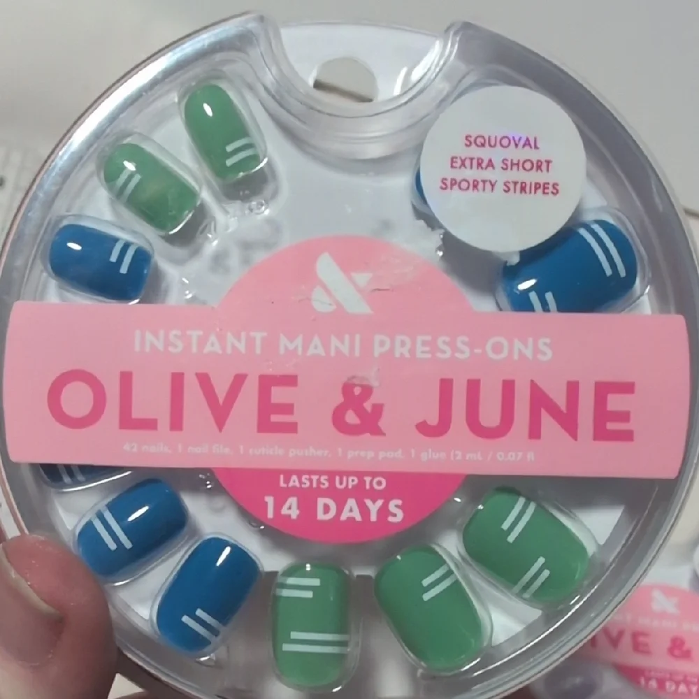 Olive & June Instant Mani Press-On Nails - Green, Purple, Yellow